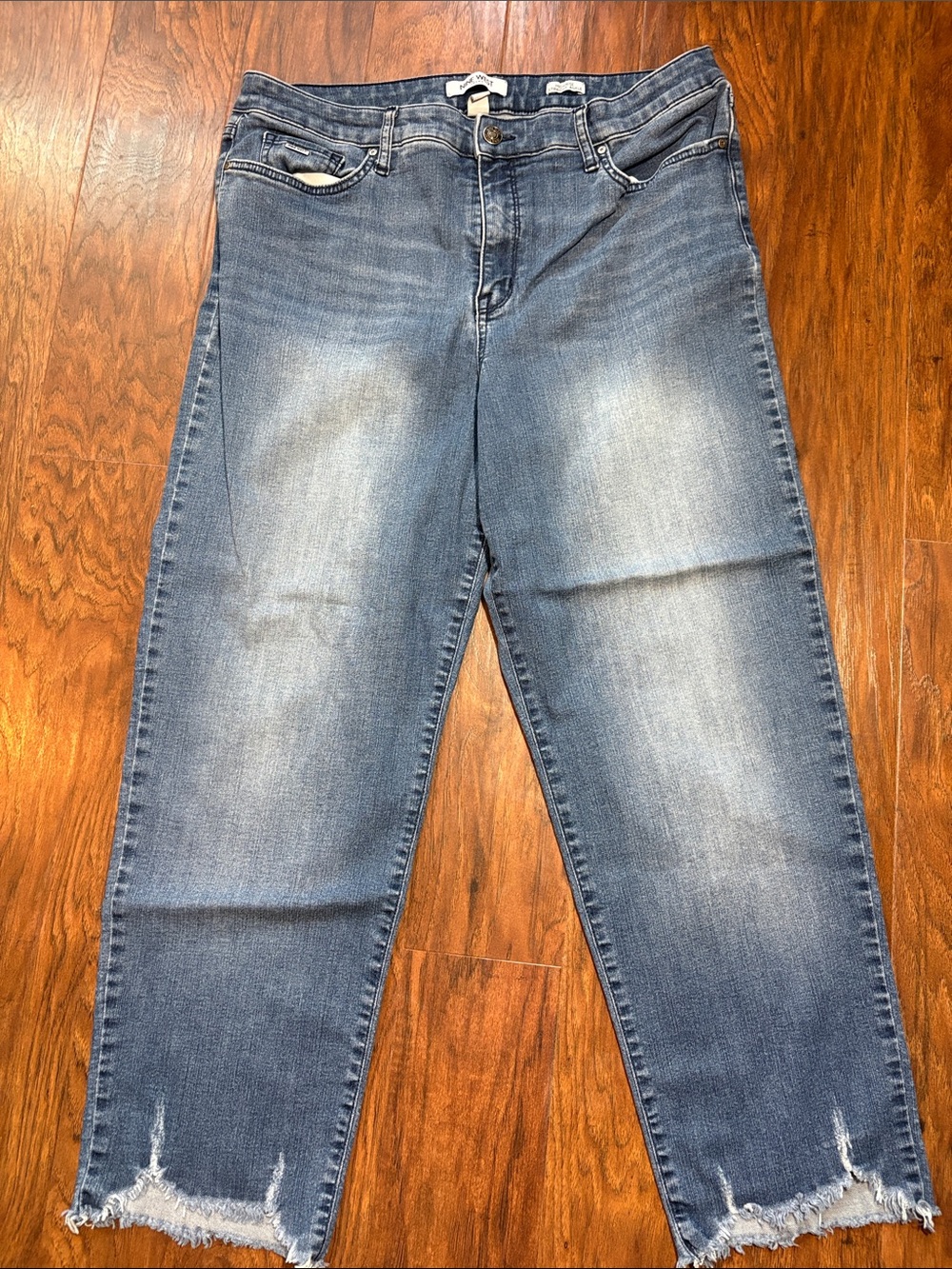 Nine West Dark Blue Cropped Jeans